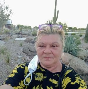 Meet your Posher, Eva